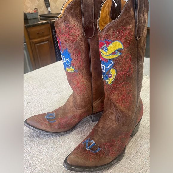 Kansas Jayhawks Women’s Boots. Brand New, Size 7B. - Picture 4 of 6
